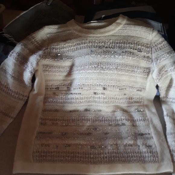 Off white embellished sweater - Picture 1 of 1